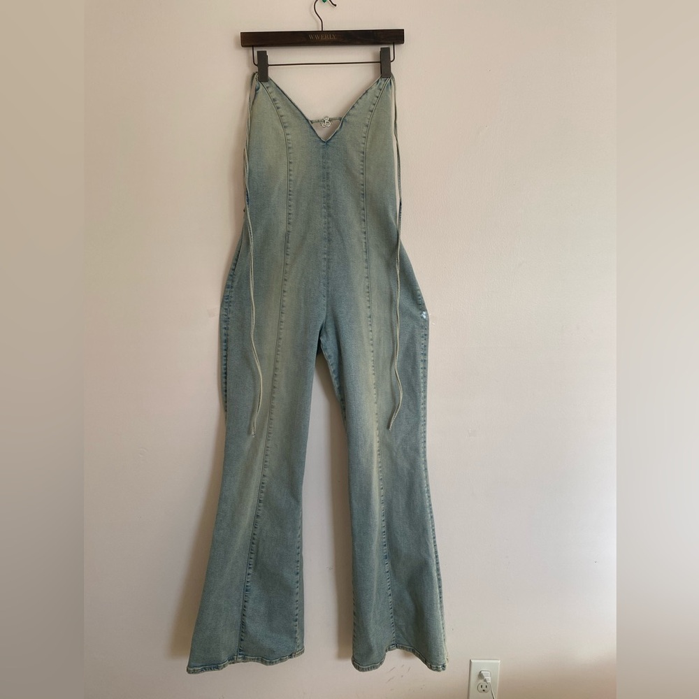 Zara Women's Light Blue Denim Overalls